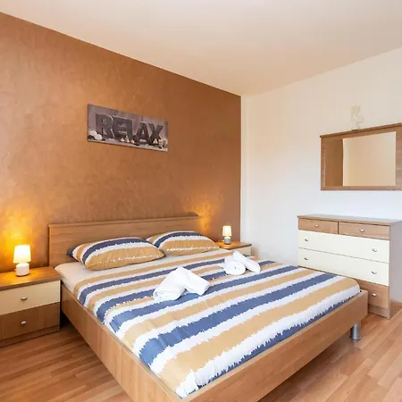 Pet Friendly In With Wifi