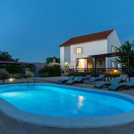 Lovely In Ferienhaus *