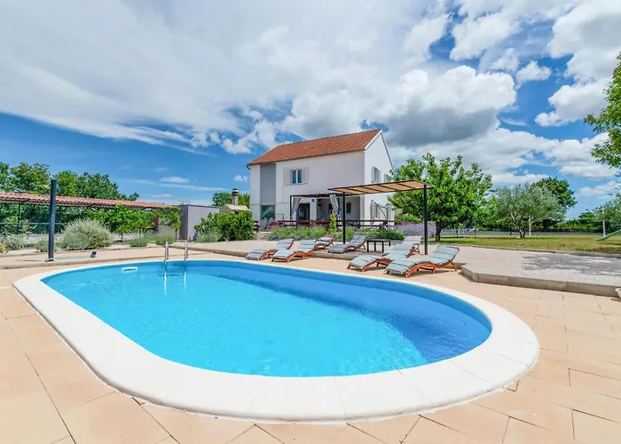 Hébergement de vacances Pet Friendly In With Wifi Pridraga
