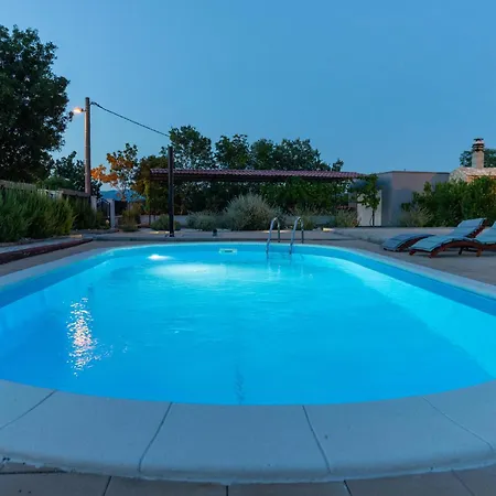 Σπίτι διακοπών Pet Friendly In With Wifi Pridraga